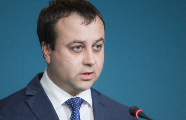 Успіхи та промахи антикорупціонера Зеленського: аналіз діяльності президента за перший місяць