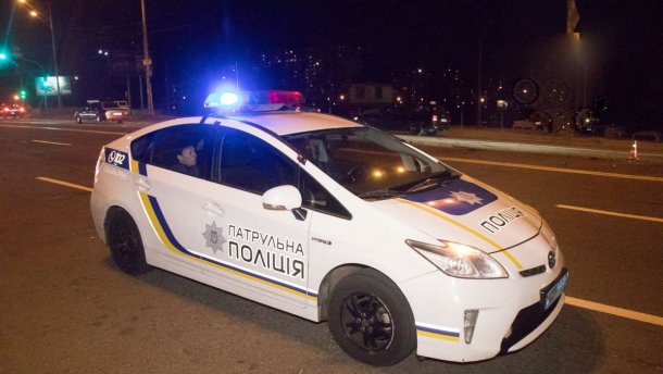 В центре Киева бездомный едва не изнасиловал спящую женщину