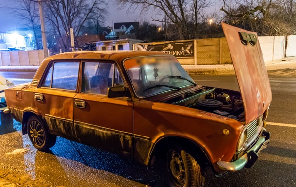 В Днепре задержали мужчину с двумя пистолетами
