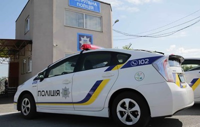 В Харькове полицейская машина протаранила Lexus