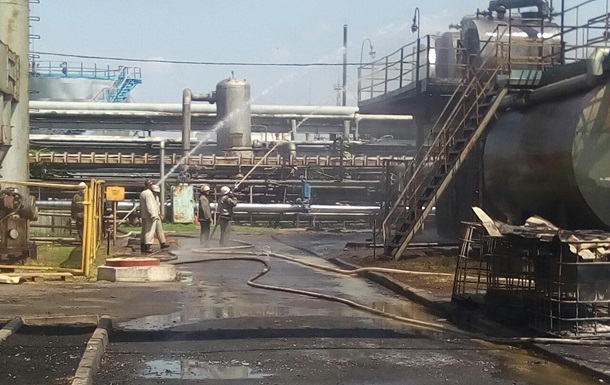 В Харьковской области произошел пожар на заводе по переработке газа