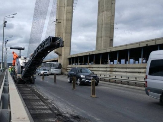 В Киеве 9 апреля на эстакаде Южного моста частично перекроют движение
