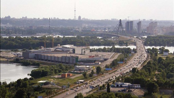 В Киеве переименовали проспект Ватутина на проспект Шухевича
