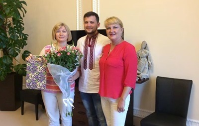 В Киеве забросали камнями авто матери Афанасьева