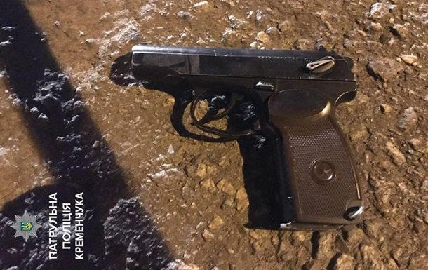 В Кременчуге из пистолета обстреляли общежитие
