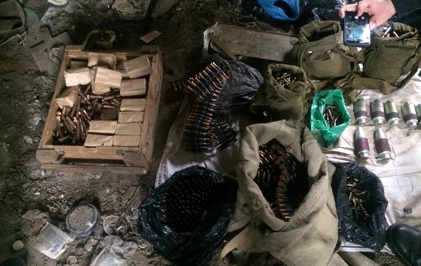В Луганской области обнаружили тайник с боеприпасами