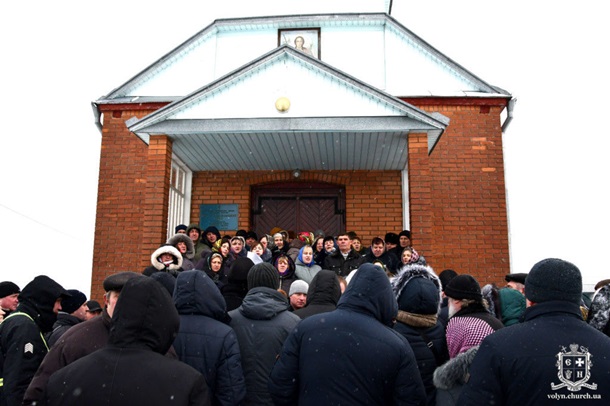 В ПЦУ без крови. Новый закон о переходе общинСюжет
