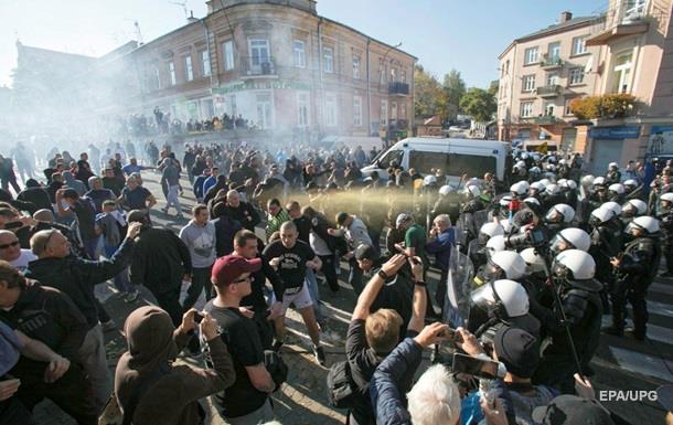 В польском Люблине радикалы пытались заблокировать первый гей-парад