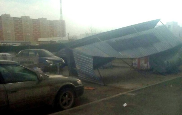 В России почти 40 человек получили травмы во время урагана