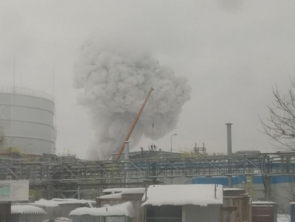 В России прогремел мощный взрыв на химзаводе (фото, видео)