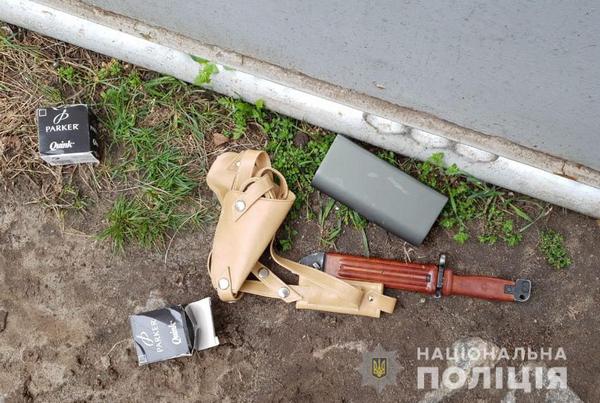 В Запорожской области грабители в полицейской форме напали на дом (фото)