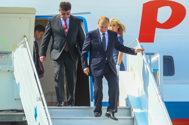 Встреча Трампа с Путиным в Хельсинки: онлайнСюжет