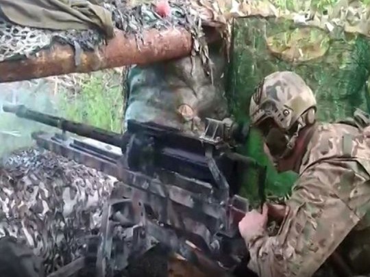 ВСУ мастерски отражают атаки оккупантов на Донбассе: в сети показали видео боя
