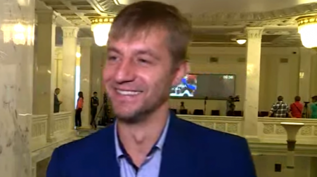 Вже не козак: нардеп Гаврилюк змінив імідж