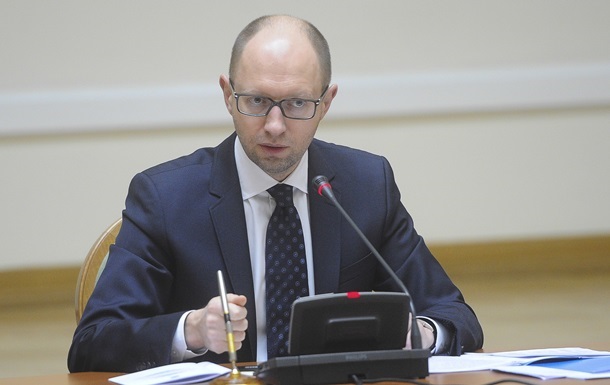 Яценюк: На Востоке идет реализация антиукраинского плана