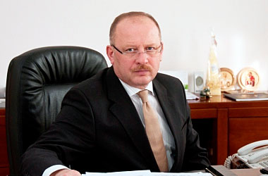Як скромним лікарським родинам з Прикарпаття пощастило стати мільйонерами у Феофанії