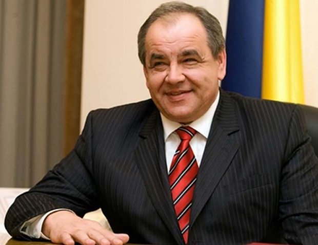 Як скромним лікарським родинам з Прикарпаття пощастило стати мільйонерами у Феофанії