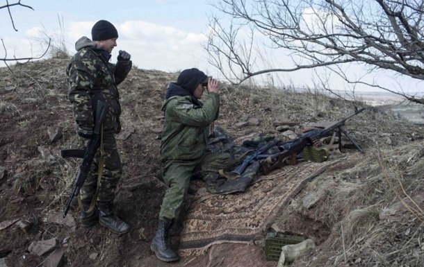 За весеннее перемирие погибли пять военных ООС