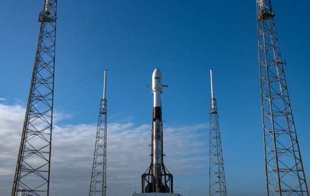 Запуск космического корабля Dragon к МКС перенесли