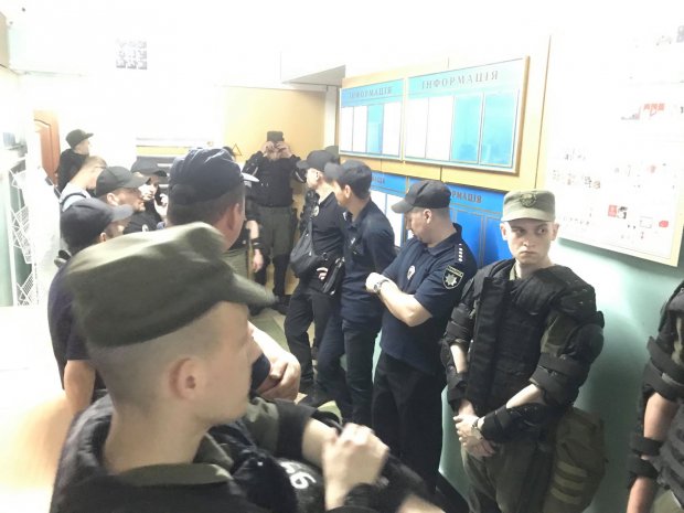 Заседание суда над полицейскими-убийцами 5-летнего мальчика: видео