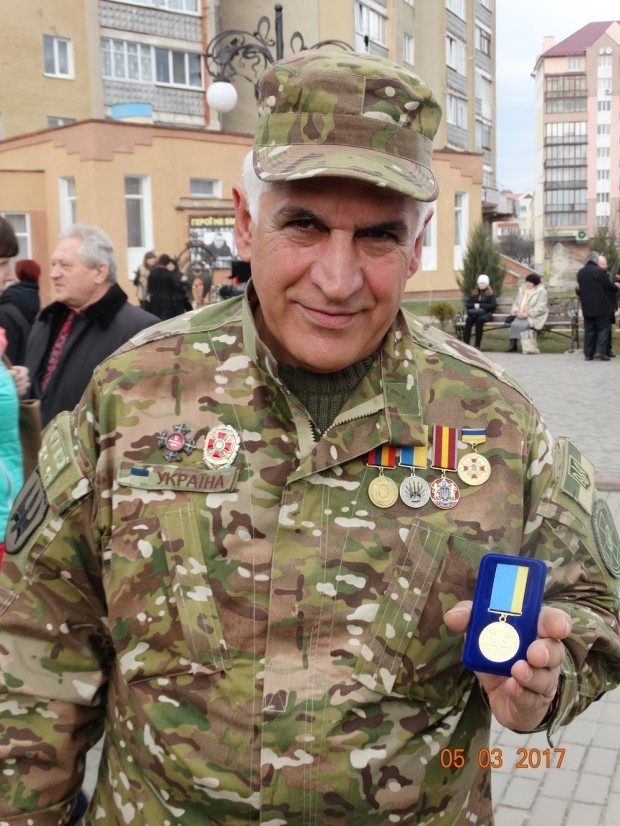 Зеленский дал гражданство 14 иностранцам, которые защищали Украину на Донбассе