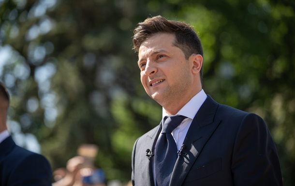 Зеленский переназначил двух чиновников времен Порошенко