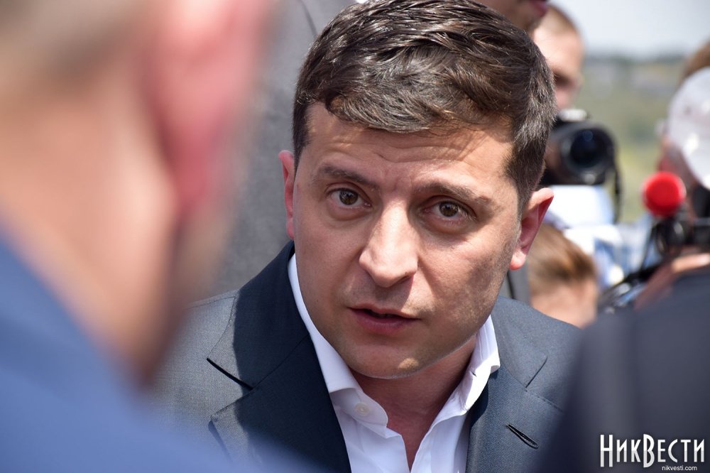 Зеленский на Николаевщине выяснял, когда будут отремонтированы «убитые» дороги