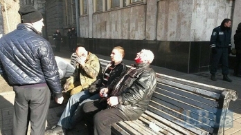 Николаевский нардеп Бриченко освобождал активистов из автозаков