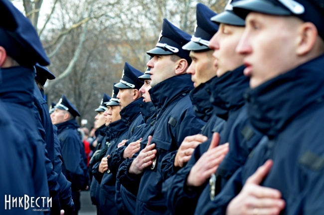 В Николаеве приняла присягу новая патрульная полиция