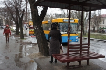 Вечерние перевозки в Николаеве начались без особых осложнений