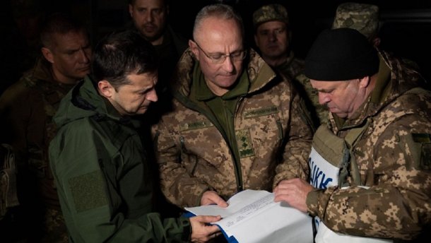 Кто больше рискует во время разведения – ВСУ или боевики, – комментарий эксперта Кто больше рискует во время разведения – ВСУ или боевики, – комментарий эксперта