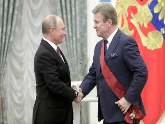 Мог заразить Путина! В России взъелись на Льва Лещенко из-за его болезни