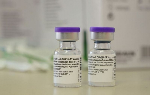 Стало известно, кого будут в первую очередь прививать вакциной Pfizer