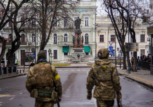 Советник главы Офиса президента Михаил Подоляк заявил, что Одесса точно не падет 