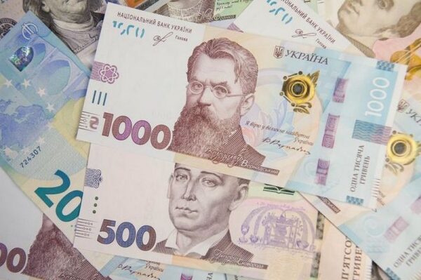 У Зеленского подсчитали экономические потери Украины из-за агрессии РФ У Зеленского подсчитали экономические потери Украины из-за агрессии РФ