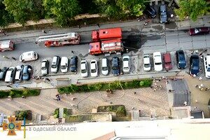 В жилмассиве "Радужный" тушили пожар в многоэтажке 