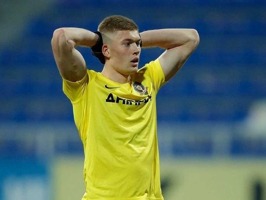Мудрик і Довбик несподівано стали ухилянтами: Мінспорту внесло футболістів до списку «втікачів»