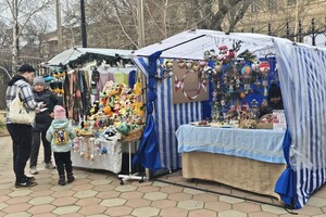В Одессе открыли рождественские ярмарки в Кирхе и Пассаже: фотоотчет