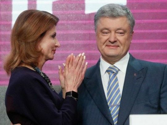 Подача позову без предмета спору: Порошенкам закидають використання суду з&nbsp;ознаками шахрайства