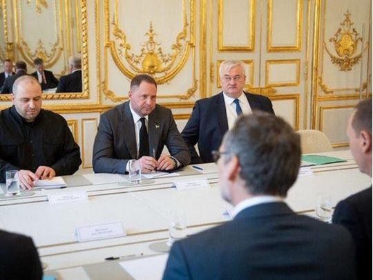 Україна висунула жорстку умову для обговорення питання територій: про що йдеться