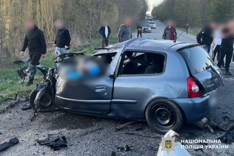 Велика ДТП з маршруткою у Вінницькій області: є загиблі та травмовані (фото)