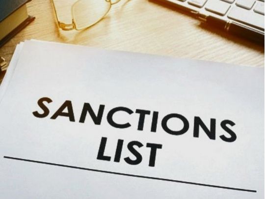 Останнє санкційне попередження: хто наступний у черзі після Дмитрука й Ряшина?