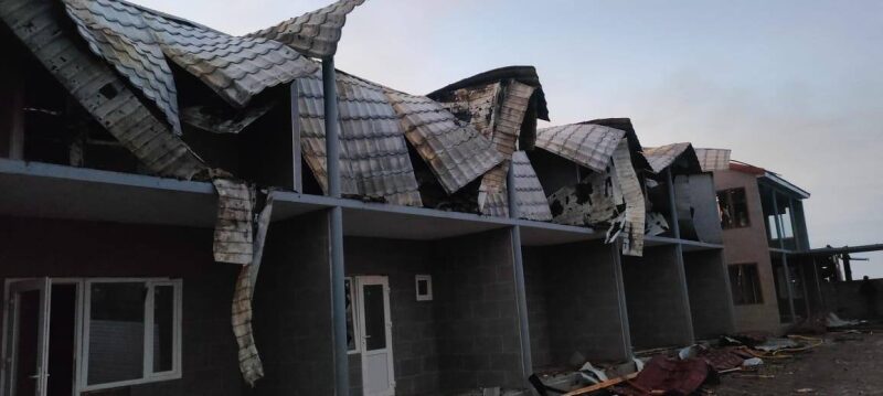 Внаслідок атаки дронів на&nbsp;Київщині пошкоджено приватні будинки, а&nbsp;на&nbsp;Одещині зруйновано базу відпочинку (фото)