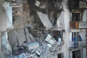 Ночной дроновый удар по многоэтажке: под завалами обнаружили погибшего