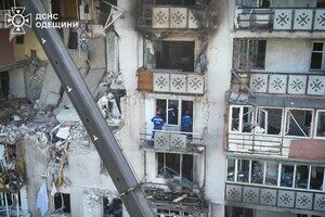 Ночной дроновый удар по многоэтажке: под завалами обнаружили погибшего