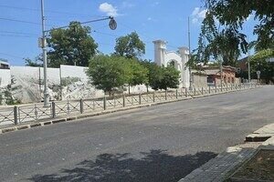 В Одессе снова курсируют автомобили по спуску Блажко: фотоотчет