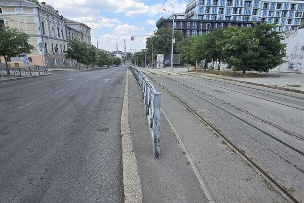 В Одессе снова курсируют автомобили по спуску Блажко: фотоотчет