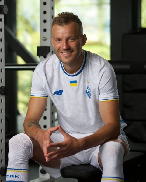 Дебют на&nbsp;Мальті: &laquo;Динамо&raquo; представило нову ігрову форму з&nbsp;третьою зіркою (фото, відео)