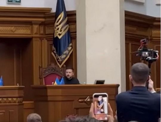 Демобілізації не&nbsp;буде? Що&nbsp;сказав Зеленський про терміни служби в&nbsp;ЗСУ