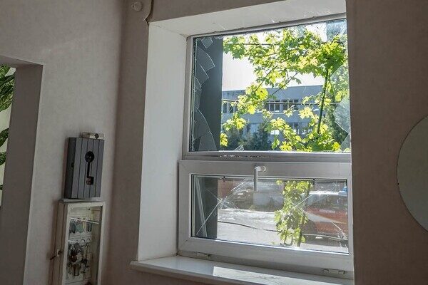 Ночной обстрел Одессы: получила повреждения пожарная часть